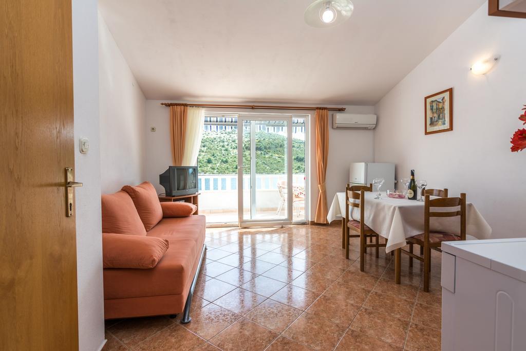 Apartments Mirko Vinisce Luaran gambar